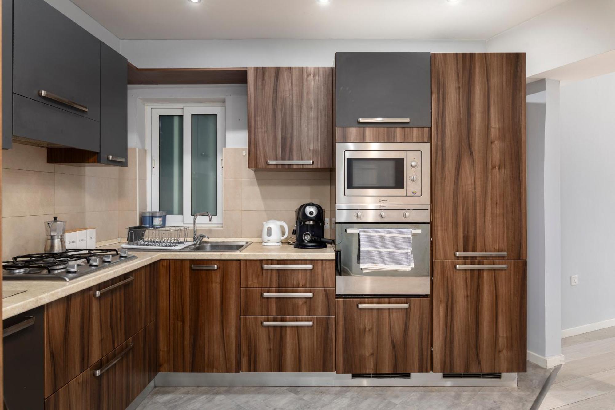 Modern 3 Bedroom & 3 Bathroom Apartment - Near Balluta Bay San Ġiljan Kültér fotó