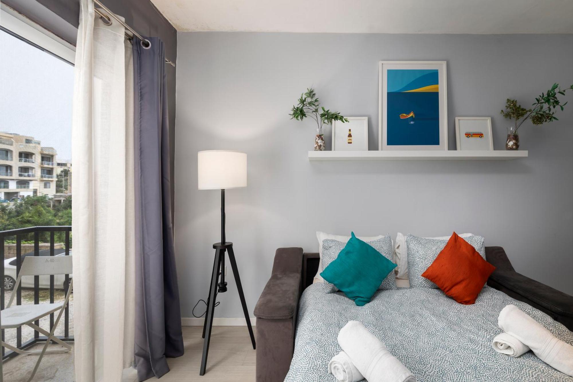 Modern 3 Bedroom & 3 Bathroom Apartment - Near Balluta Bay San Ġiljan Kültér fotó
